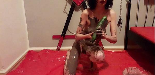  Slut Lucy fucking vegetables and messy play with mud